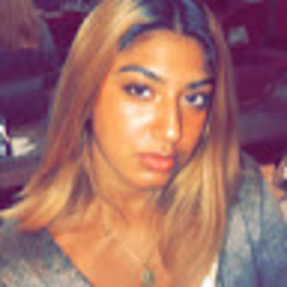 Meet your Posher, Madhia